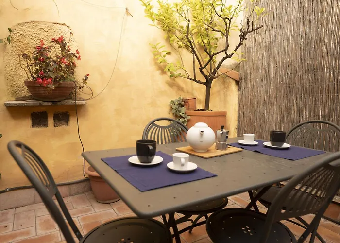 Your Piazza Navona Hideaway With Terrace